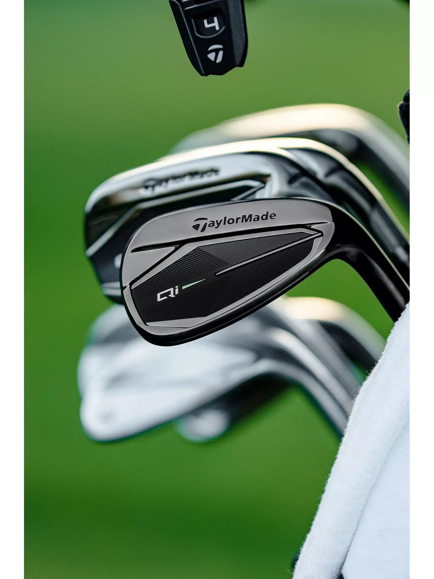 TaylorMade Qi Gunmetal Irons