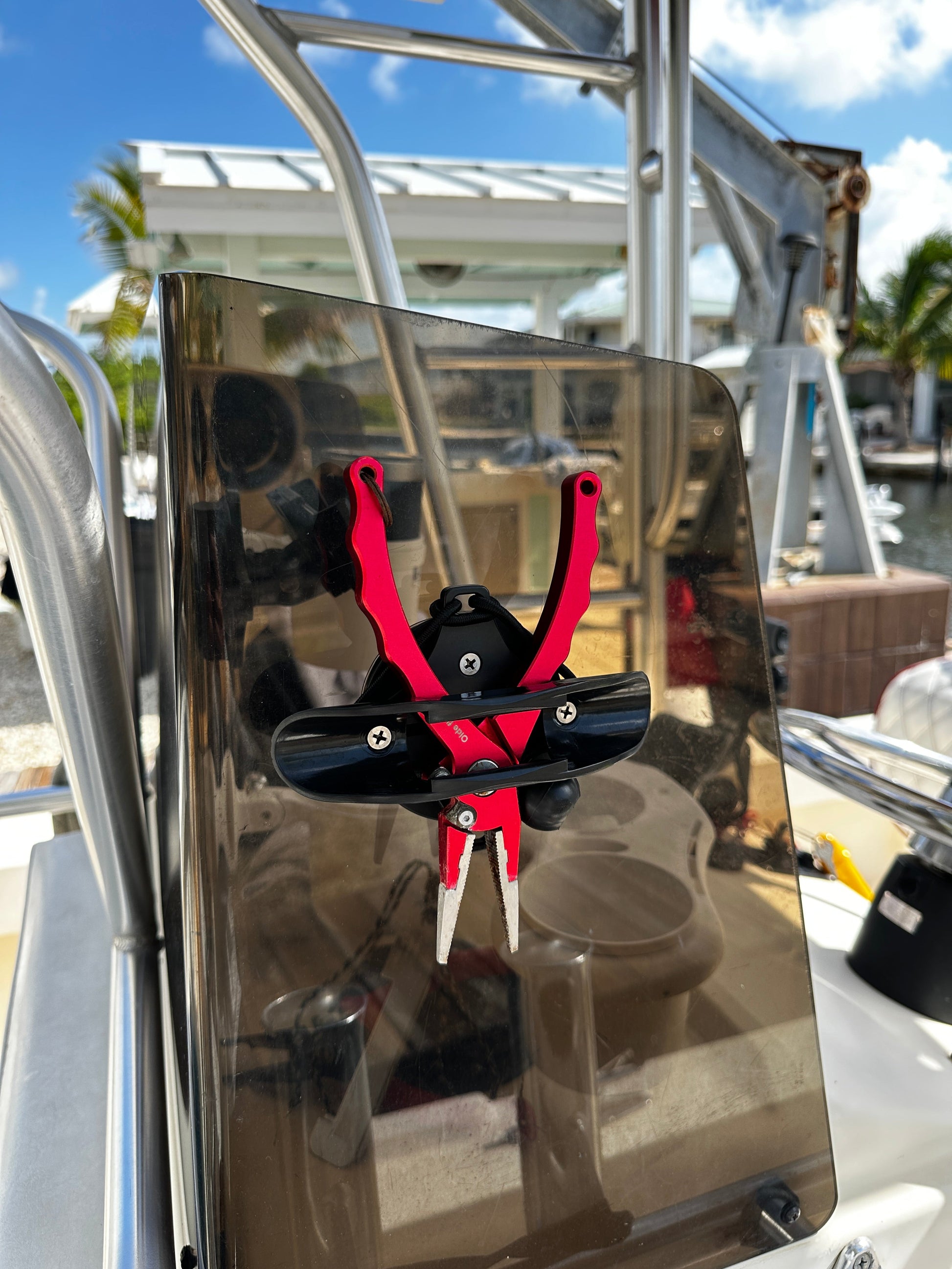 E-Sea Paddle Holder-Suction Mounted Paddle and Utility Clip - Keep Casting Fishing & Outdoors