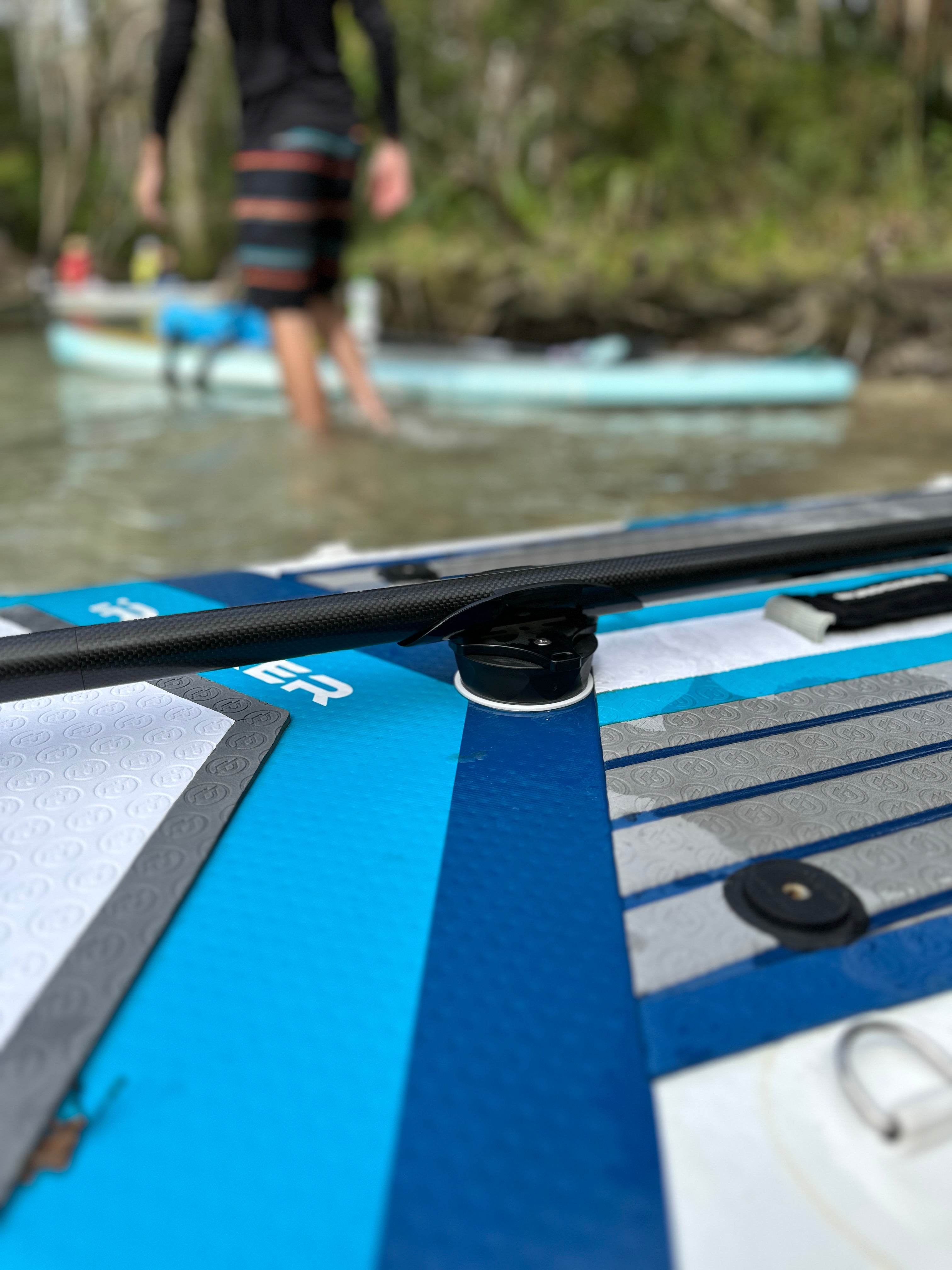 E-Sea Paddle Holder-Suction Mounted Paddle and Utility Clip - Keep Casting Fishing & Outdoors
