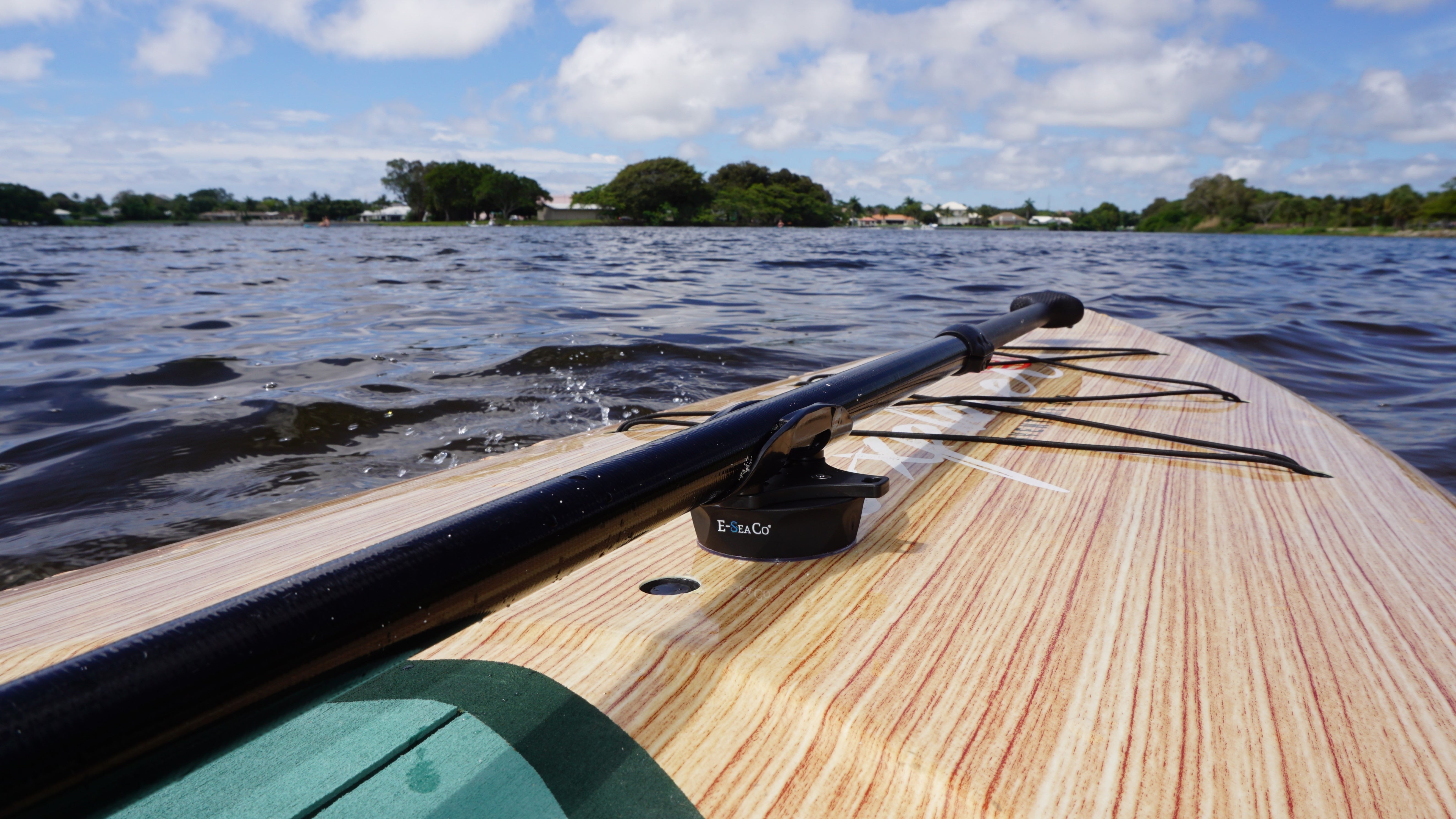 E-Sea Paddle Holder-Suction Mounted Paddle and Utility Clip - Keep Casting Fishing & Outdoors