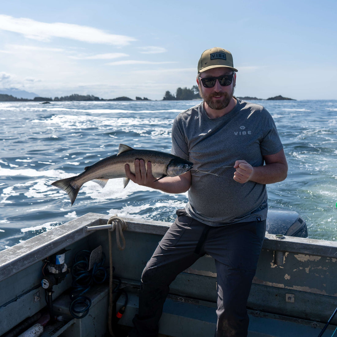 Vibe Performance T-Shirt - Keep Casting Fishing & Outdoors