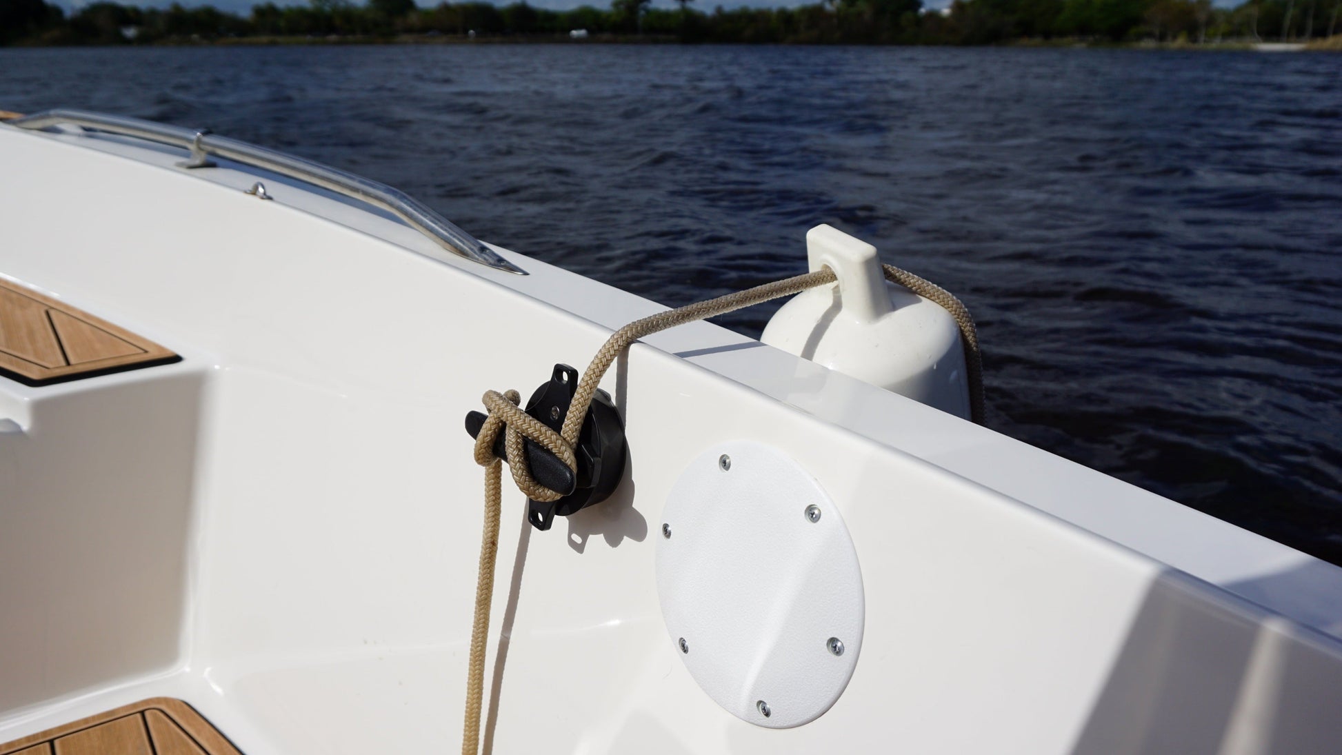 E-Sea Cleat-Suction Mounted Utility Cleat - Keep Casting Fishing & Outdoors