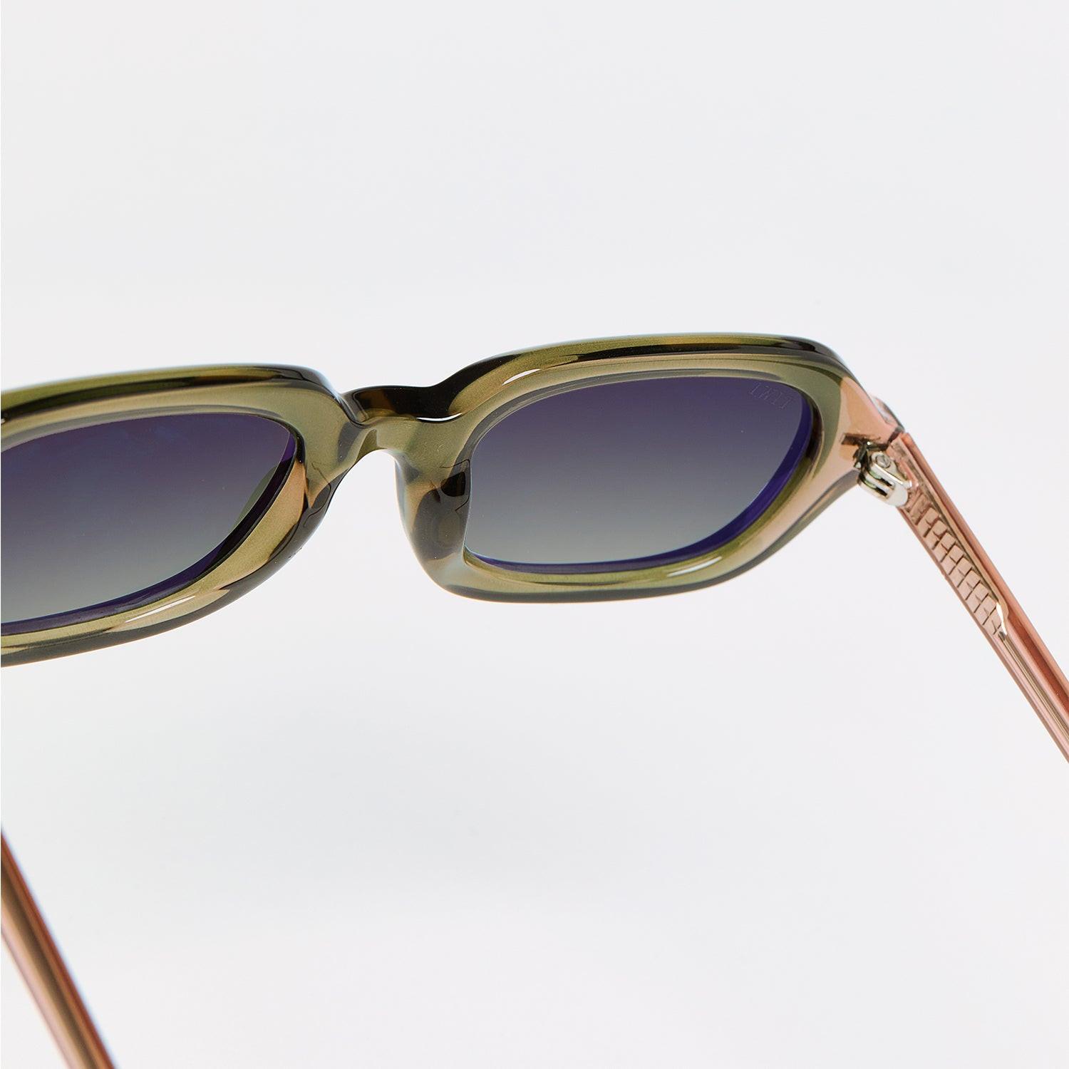 BENNETT - Keep Casting Fishing & Outdoors