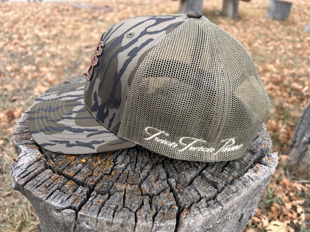 MOSSY OAK BOTTOMLAND-LEATHER PATCH - Keep Casting Fishing & Outdoors